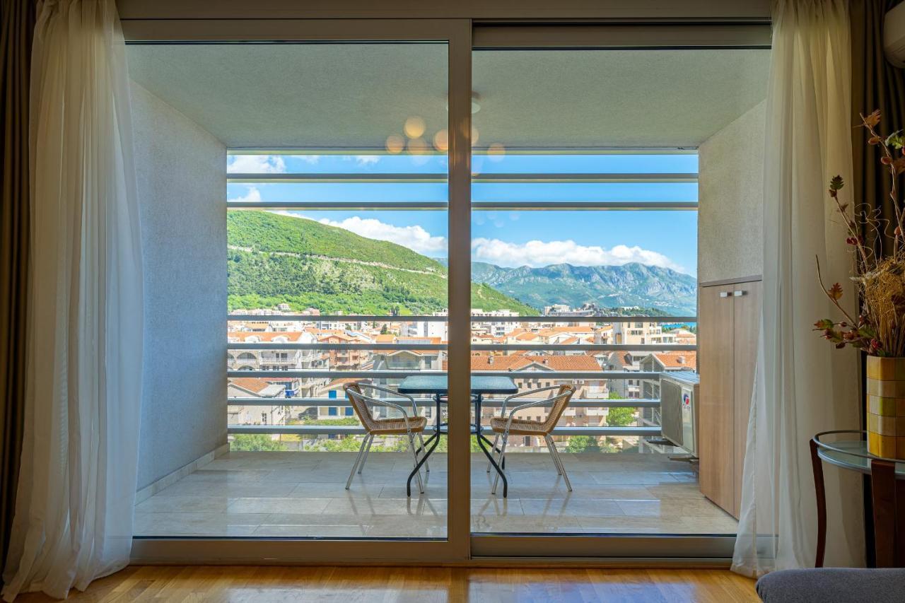 Sea View Apartments In Budva Exterior photo