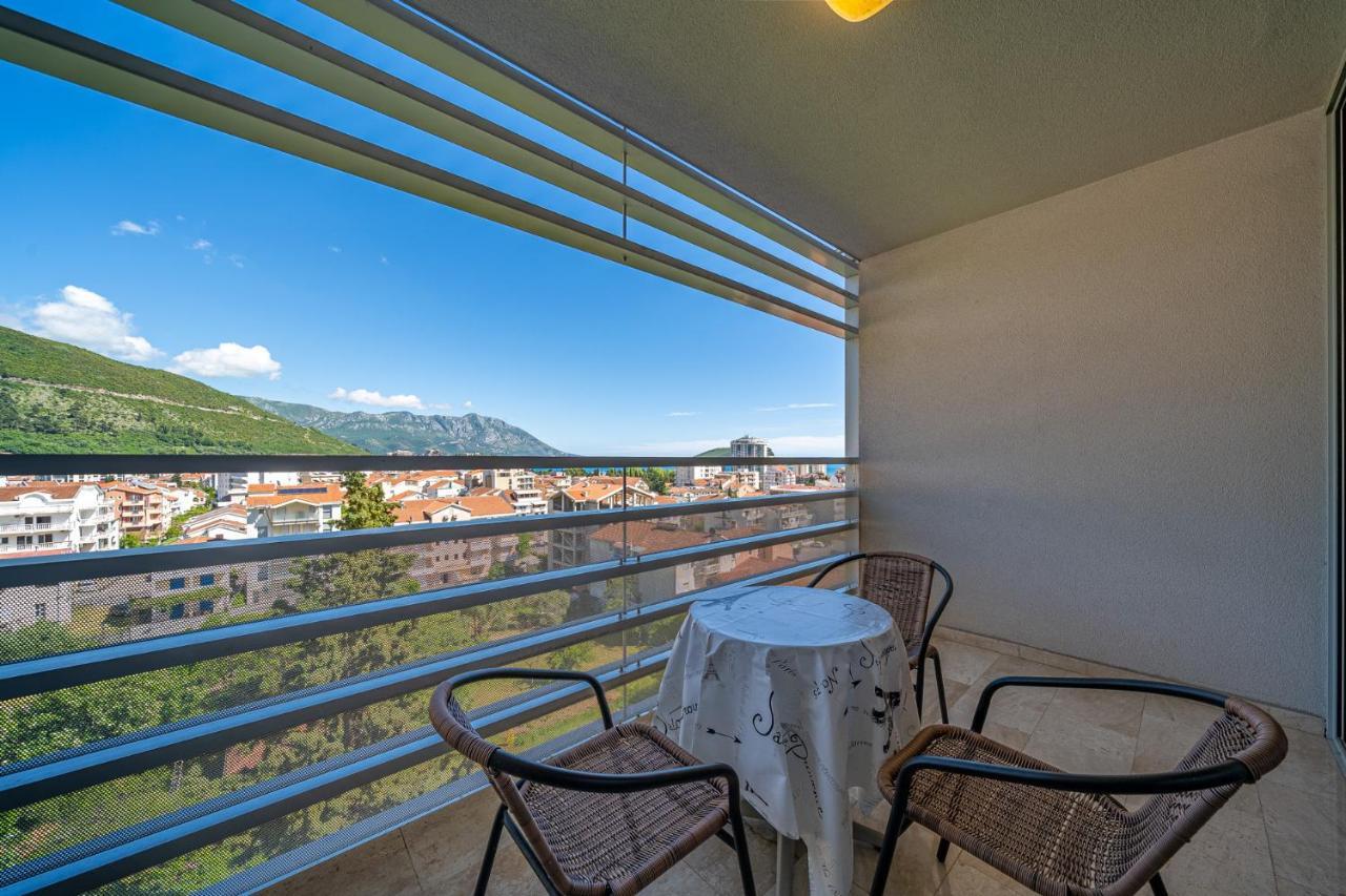 Sea View Apartments In Budva Exterior photo